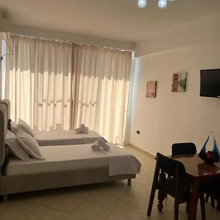 Skyline Appartement *